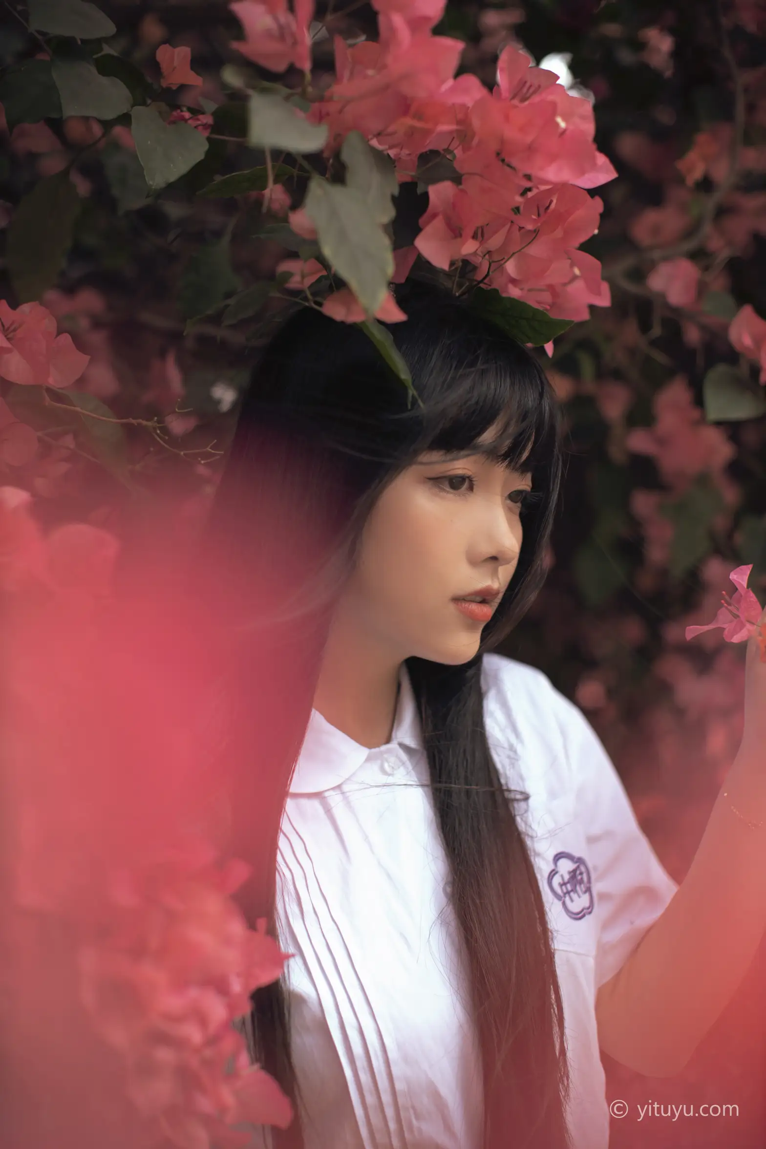 [YITUYU] 2021.04.28 Vol.046 – Flower Season Huang Ziqing#[27P]-11